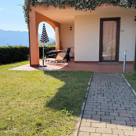 Lakeview Apartment
